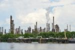 oil refinery emits environmental toxins
