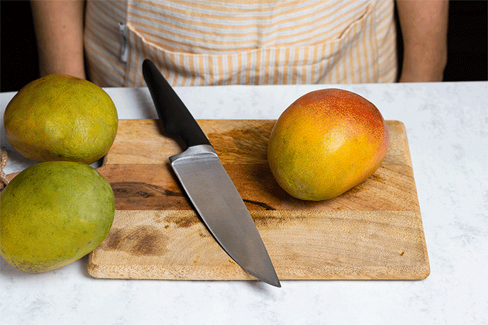 How to Peel Mango Easily