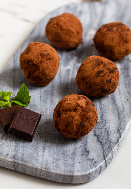 Paleo dairy-free chocolate truffles
