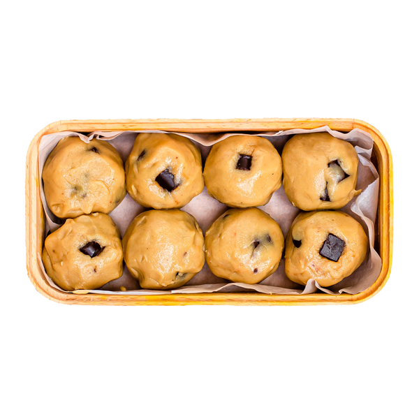 Paleo cashew cookie dough balls