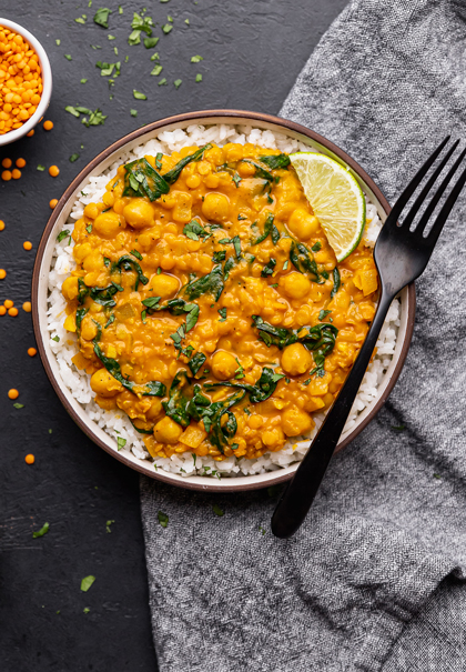 High protein lentil chickpea curry