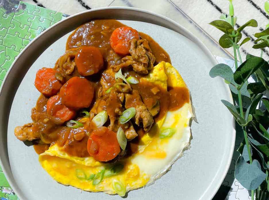 Curry is a savory dish that can be made into a protein-packed meal. 