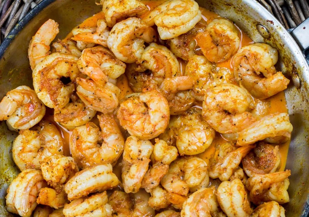 Serve this keto shrimp with riced cauliflower, toss in fried keto rice, or with broccoli.
